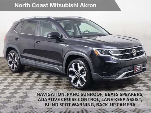 Used 2023 Volkswagen Taos SEL AWD/4WD image 1