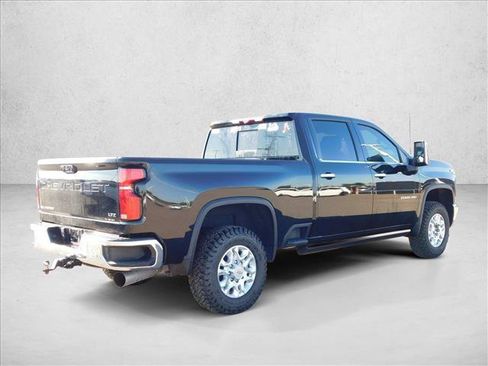 Used 2024 Chevrolet Silverado 2500 LTZ w/ LTZ Premium Package AWD/4WD image 5