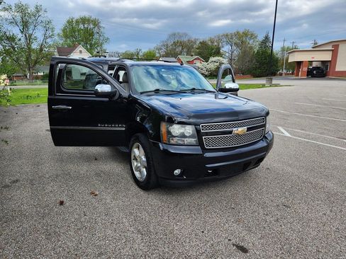 Used 2011 Chevrolet Suburban LTZ image 10