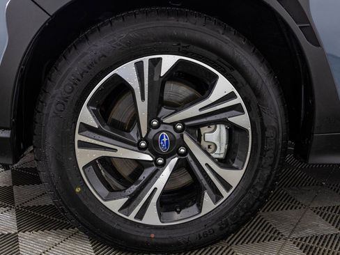 Used 2025 Subaru Crosstrek 2.0i Premium image 45