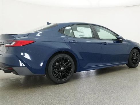 New 2026 Toyota Camry SE w/ Convenience Package image 19