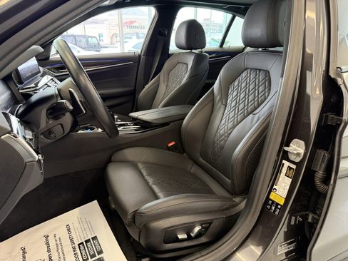 Used 2021 BMW 540i xDrive 540i xDrive w/ M Sport Package image 39