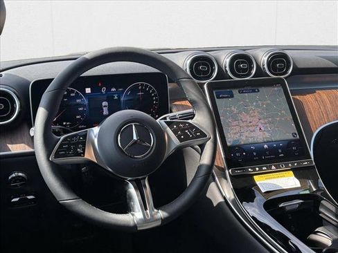 New 2025 Mercedes-Benz GLC 350e GLC 350e image 16