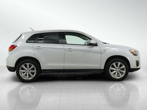 Used 2015 Mitsubishi Outlander Sport ES image 6