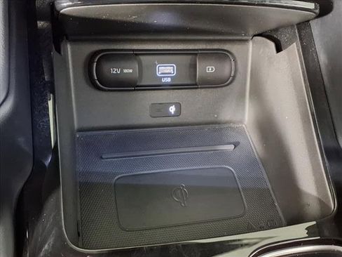 Used 2022 Kia Telluride SX w/ SX Prestige Package image 29