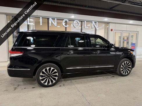 Certified 2023 Lincoln Navigator L Reserve image 9