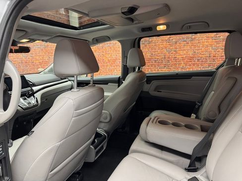 Used 2023 Honda Odyssey Touring image 23