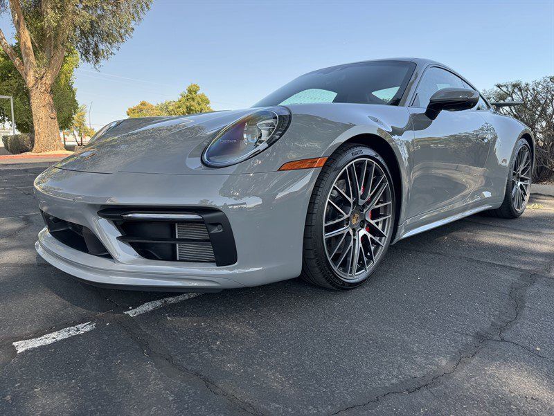 Used 2024 Porsche 911 Carrera 4S w/ Premium Package AWD/4WD image 10