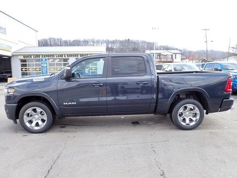 New 2026 RAM 1500 4x4 Crew Cab image 2