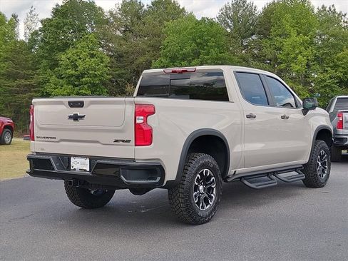 New 2026 Chevrolet Silverado 1500 ZR2 AWD/4WD image 4