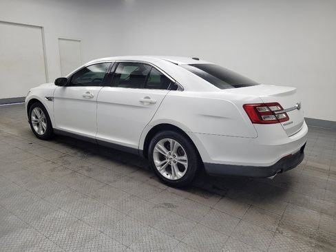 Used 2014 Ford Taurus SEL image 3
