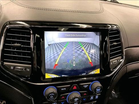 Used 2020 Jeep Grand Cherokee High Altitude image 29