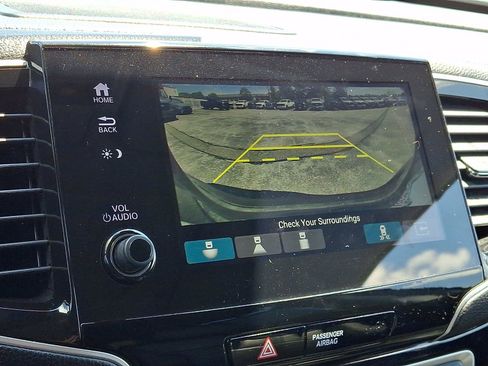 Used 2021 Honda Pilot Touring image 22