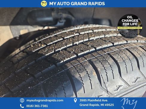 Used 2024 Mitsubishi Outlander ES image 34