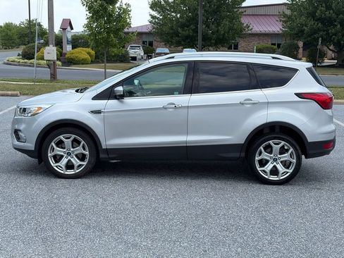 Used 2019 Ford Escape Titanium AWD/4WD image 4