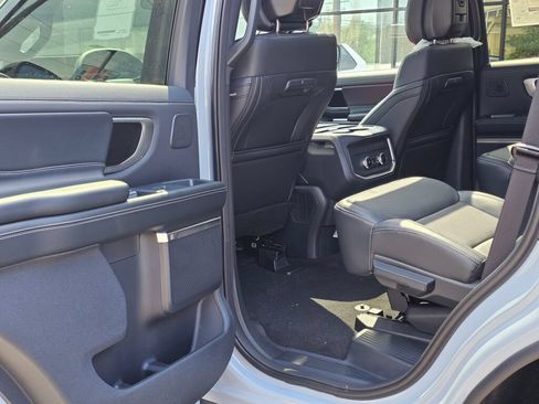 New 2027 Ford Expedition Platinum w/ Stealth Performance Package AWD/4WD image 12