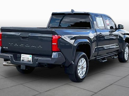 Used 2026 Toyota Tacoma SR5 AWD/4WD image 12