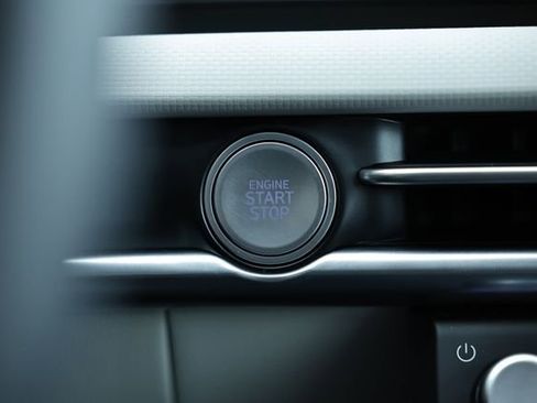 New 2026 Hyundai Tucson SE image 13