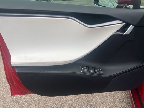 Used 2021 Tesla Model S Long Range image 10