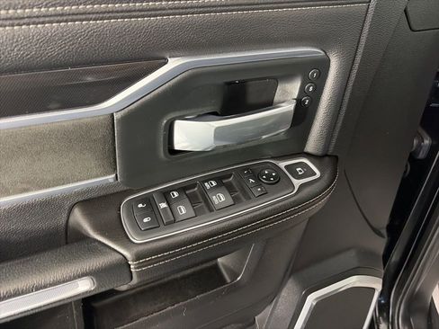 Used 2019 RAM 3500 Laramie image 27