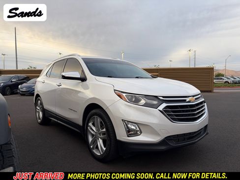 Used 2018 Chevrolet Equinox Premier FWD image 1
