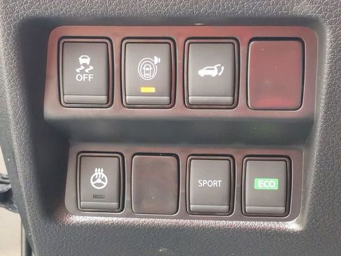 Used 2017 Nissan Rogue SL w/ SL Premium Package image 18