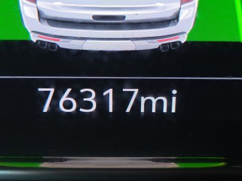 Used 2021 GMC Yukon XL AT4 w/ AT4 Premium Package image 11