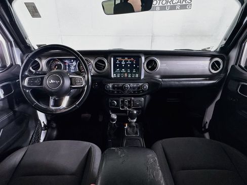 Used 2021 Jeep Wrangler Unlimited Sahara AWD/4WD image 28