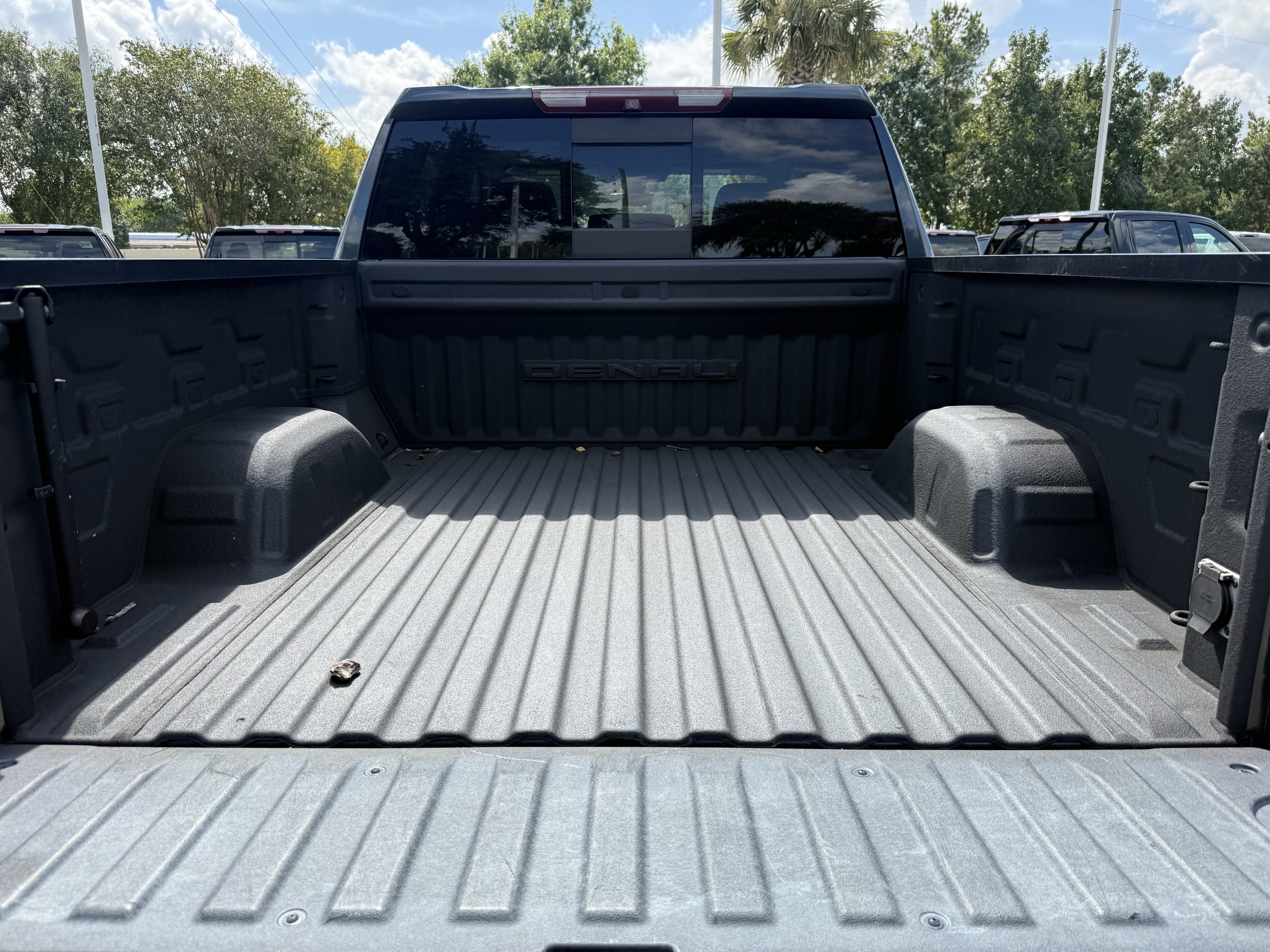 Used 2019 GMC Sierra 1500 Denali w/ Technology Package AWD/4WD image 29