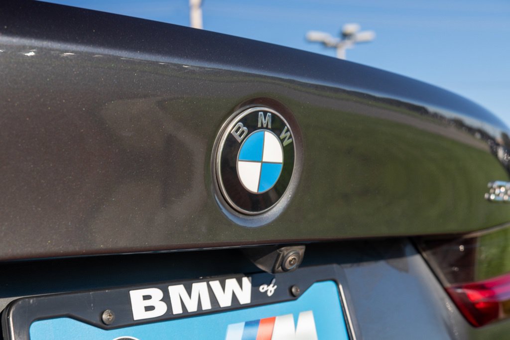 Used 2019 BMW 330i xDrive Sedan w/ Convenience Package AWD/4WD image 6
