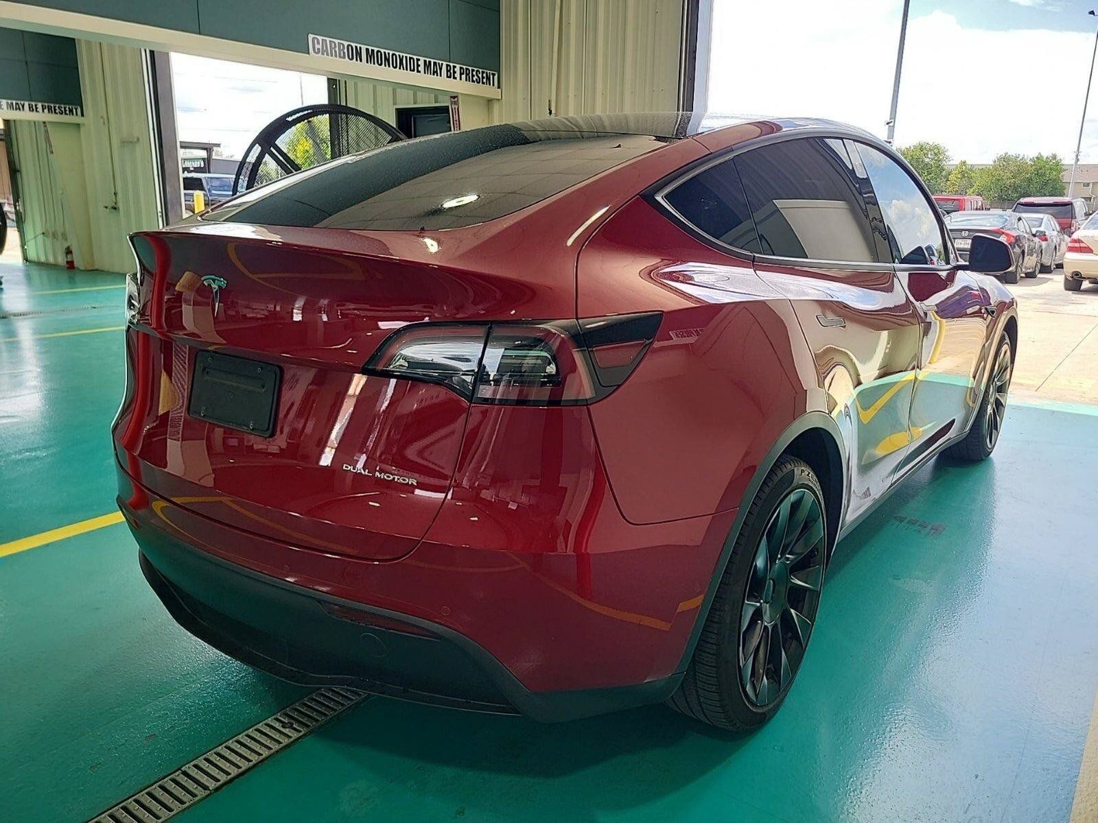 Used 2022 Tesla Model Y Long Range AWD/4WD image 4