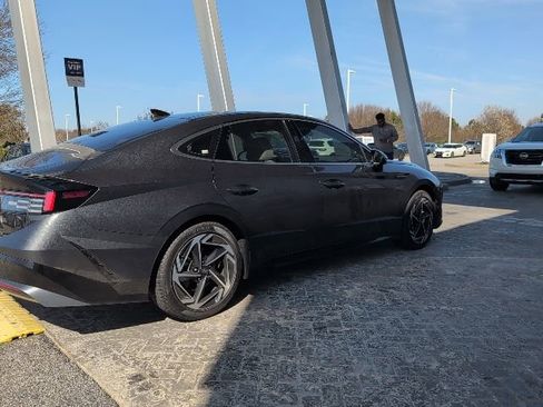 Used 2024 Hyundai Sonata SEL w/ Convenience Package image 7