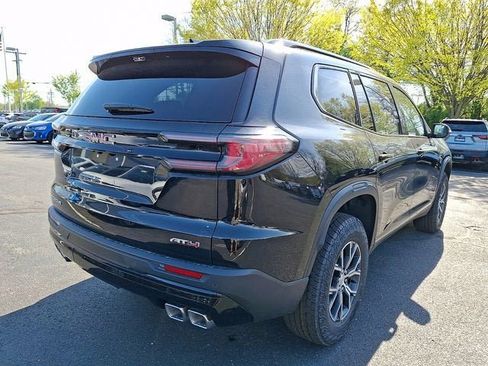 New 2026 GMC Acadia AT4 w/ Luxury Package AWD/4WD image 4