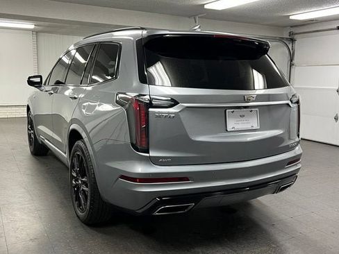 Used 2024 Cadillac XT6 Sport w/ Platinum Package AWD/4WD image 3
