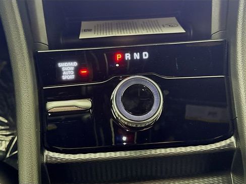 New 2025 Jeep Grand Cherokee L Limited w/ Black Appearance Package image 17