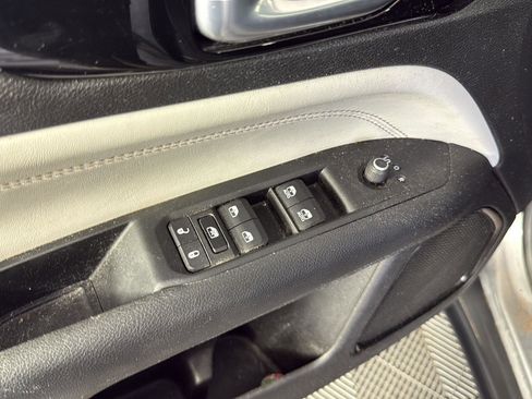 Used 2022 Jeep Compass Limited AWD/4WD image 9