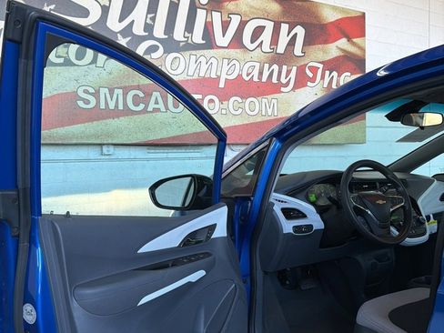 Used 2020 Chevrolet Bolt LT image 16