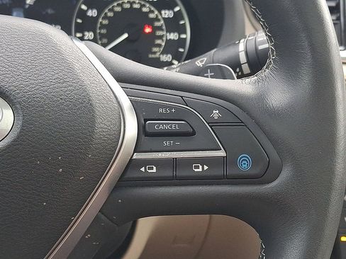 Used 2022 INFINITI QX50 Sensory AWD/4WD image 18