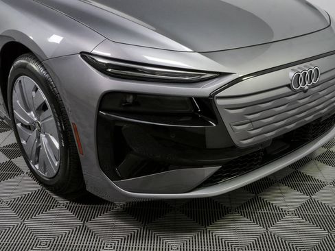 Used 2025 Audi A6 e-tron Premium w/ Ultra Package RWD image 37