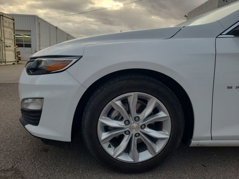 Used 2025 Chevrolet Malibu LT FWD image 10