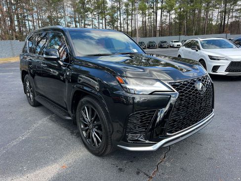 Used 2026 Lexus LX 600 F Sport AWD/4WD image 4