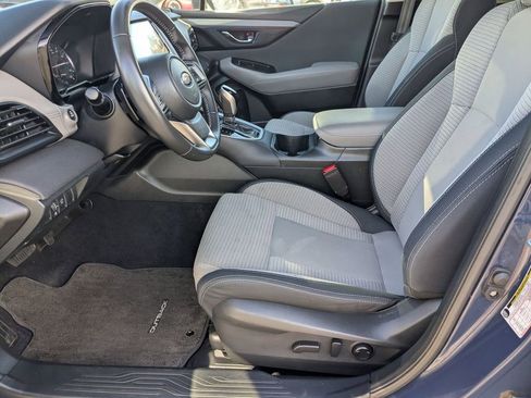 Used 2025 Subaru Outback Premium image 11
