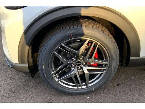 New 2026 Ford Explorer ST w/ Sun And Sound Package image 13