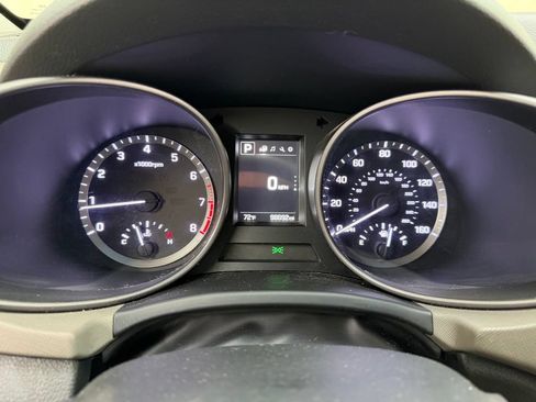 Used 2017 Hyundai Santa Fe Sport w/ Cargo Package AWD/4WD image 22