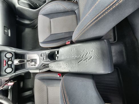 Used 2019 Subaru Crosstrek 2.0i Premium AWD/4WD image 24