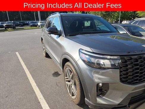 Used 2026 Ford Explorer ST w/ Sun And Sound Package AWD/4WD image 12