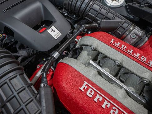 Certified 2025 Ferrari Purosangue AWD/4WD image 31