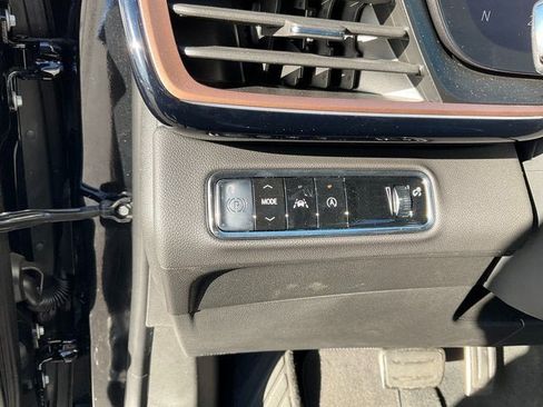 New 2025 Buick Envision Sport Touring image 7