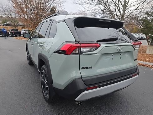 Used 2019 Toyota RAV4 Adventure image 5