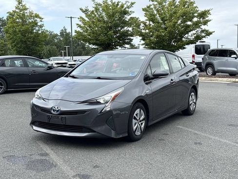 Used 2016 Toyota Prius Three FWD image 5